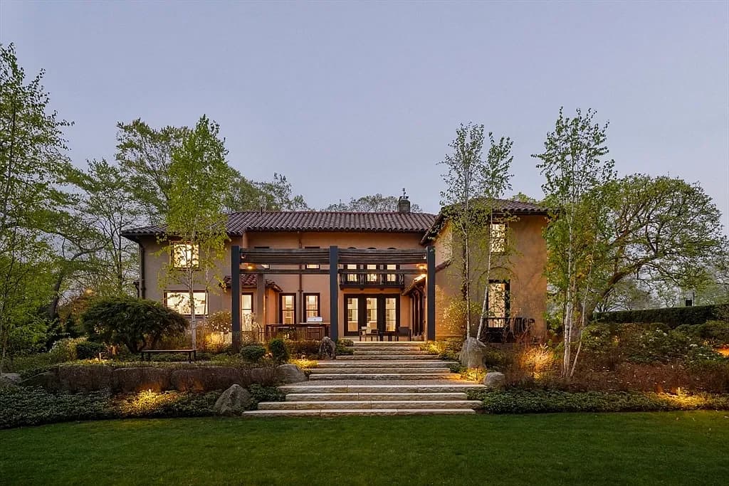 325 Goddard Avenue, Brookline, MA, USA